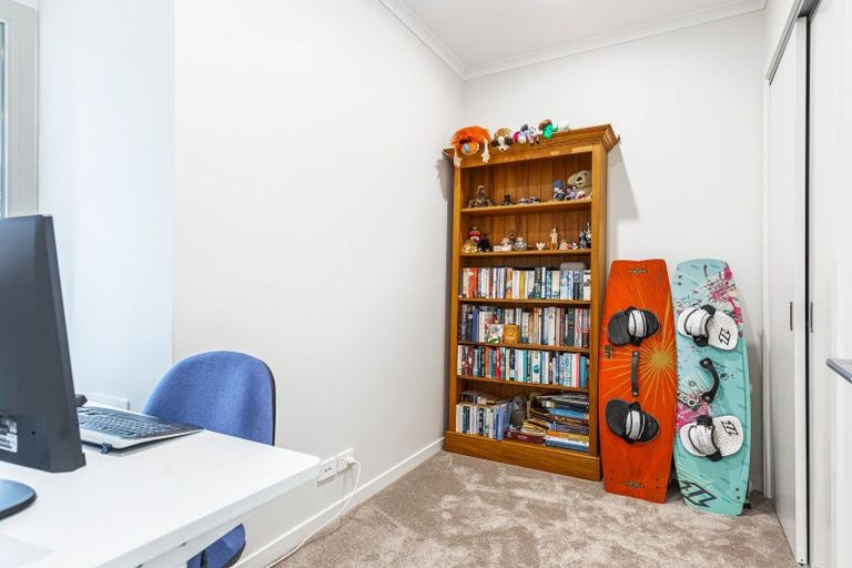 Photo of property in 12/2 Warrant Officer Lane, Hobsonville, Auckland, 0616