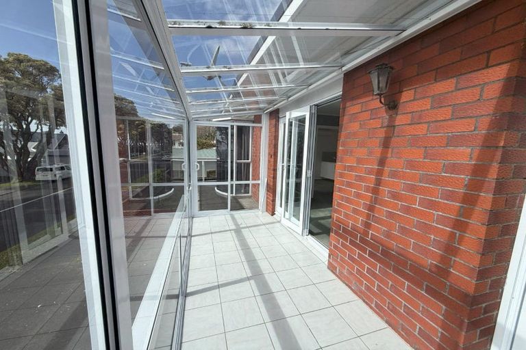 Photo of property in 104 Pendarves Street, New Plymouth, 4310