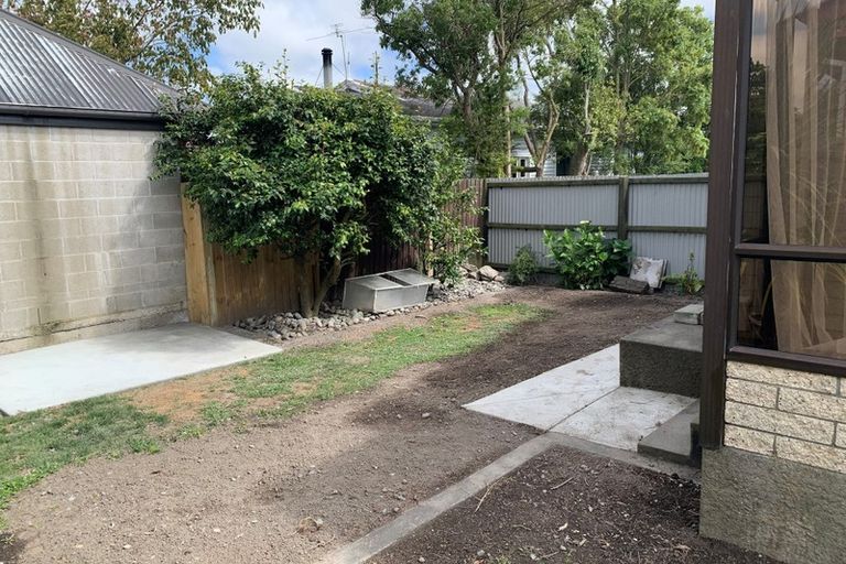 Photo of property in 2/32 Prestons Road, Redwood, Christchurch, 8051