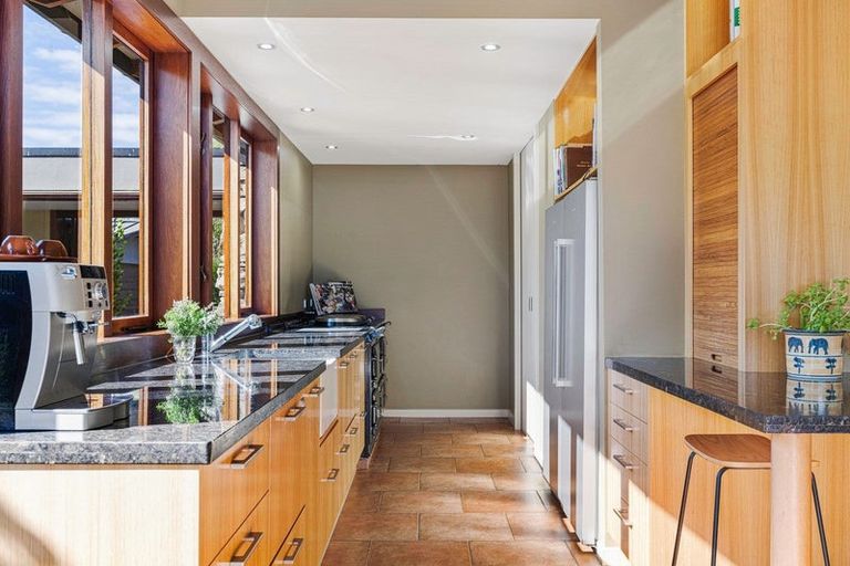 Photo of property in 54 Lane Road, Havelock North, 4130