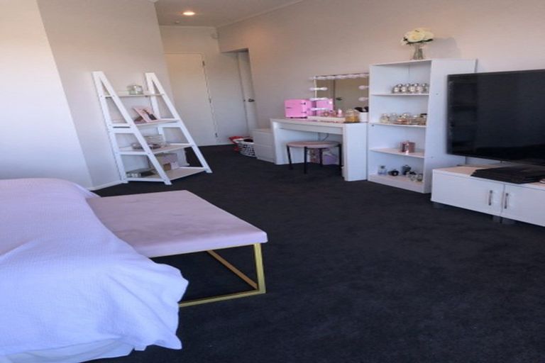 Photo of property in 61a Townsend Road, Miramar, Wellington, 6022