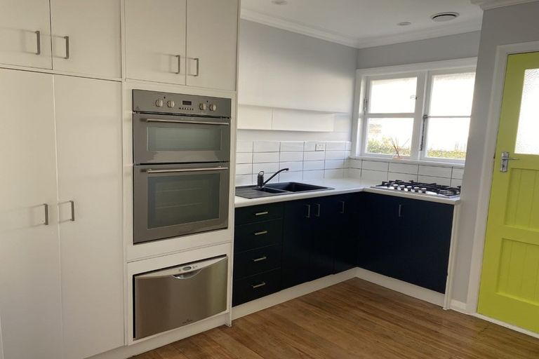 Photo of property in 12a Nelson Street, Petone, Lower Hutt, 5012