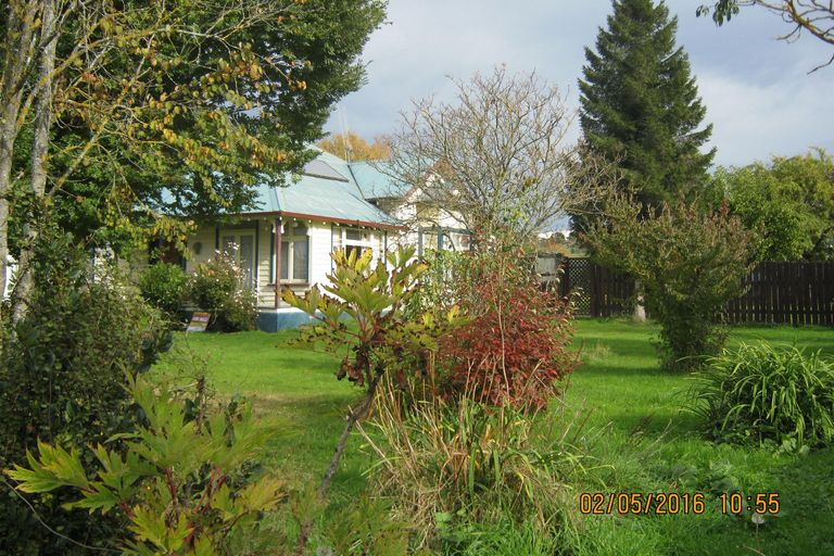 Photo of property in 66 Cox Street, Geraldine, 7930