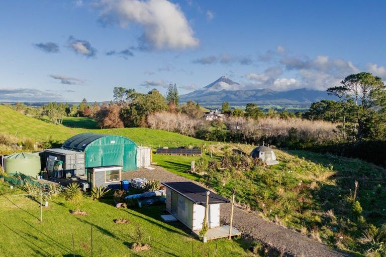 Photo of property in 456 Barrett Road, Omata, New Plymouth, 4374