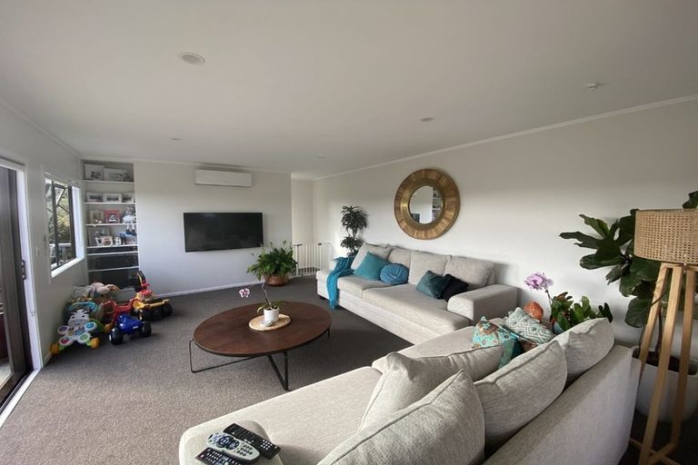 Photo of property in 43 Everard Avenue, Army Bay, Whangaparaoa, 0930