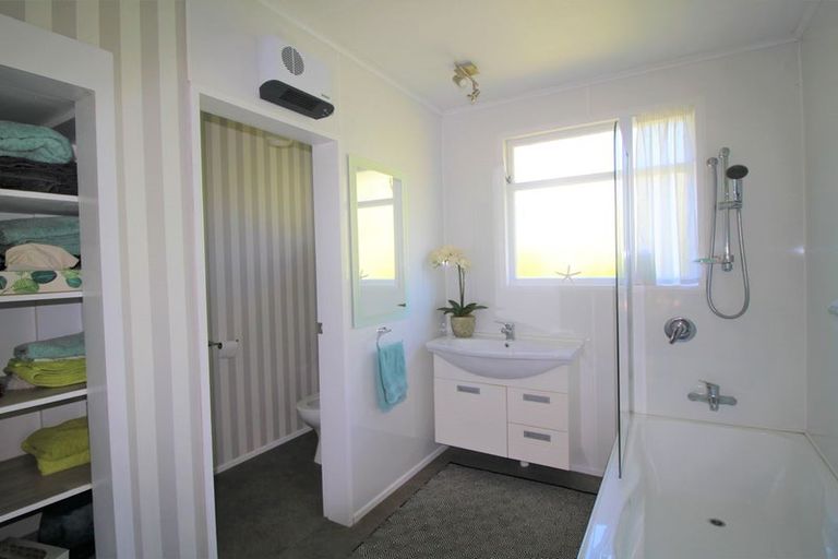 Photo of property in 77a Tees Street, South Hill, Oamaru, 9400