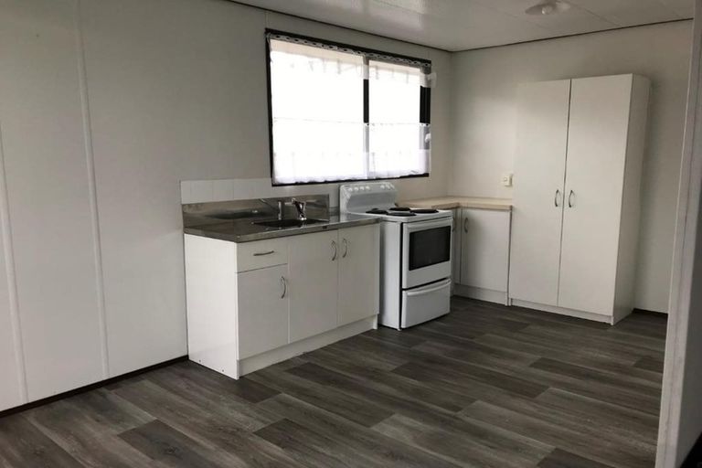 Photo of property in 2 Sequoia Place, Pukete, Hamilton, 3200