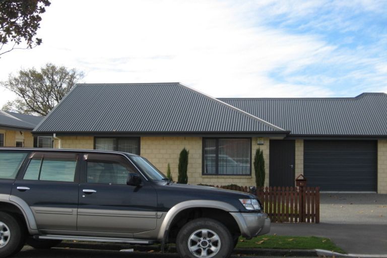 Photo of property in 2a Craven Street, Sockburn, Christchurch, 8042