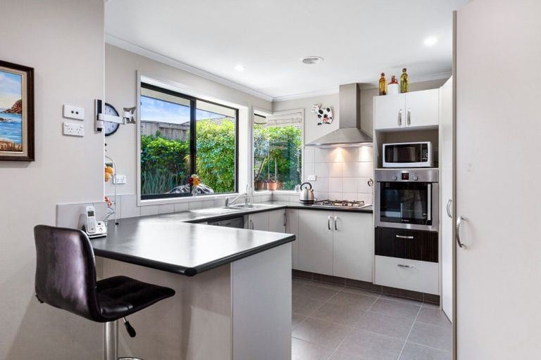 Photo of property in 5 Kirtle Close, Pyes Pa, Tauranga, 3112