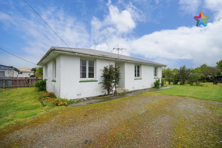 Photo of property in 48 Price Street, Grasmere, Invercargill, 9810