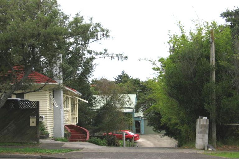 Photo of property in 3a Wilson Road, Glen Eden, Auckland, 0602