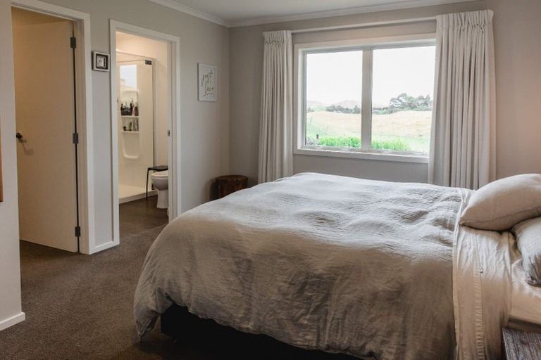 Photo of property in 30 Penrith Road, Poraiti, Napier, 4182