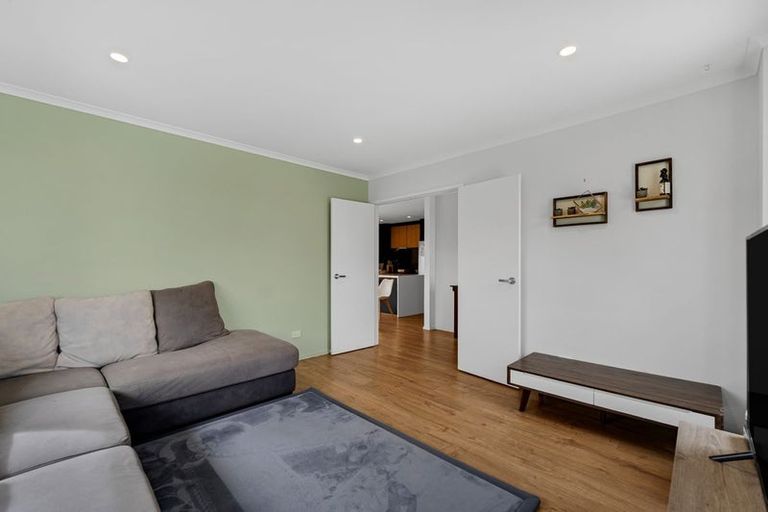 Photo of property in 11 Peet Row, Pokeno, 2471