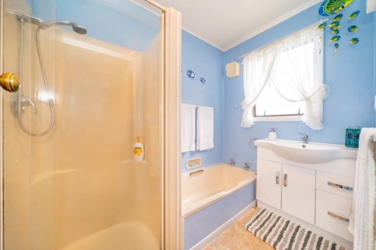 Photo of property in 177 Waiwhetu Road, Waterloo, Lower Hutt, 5011