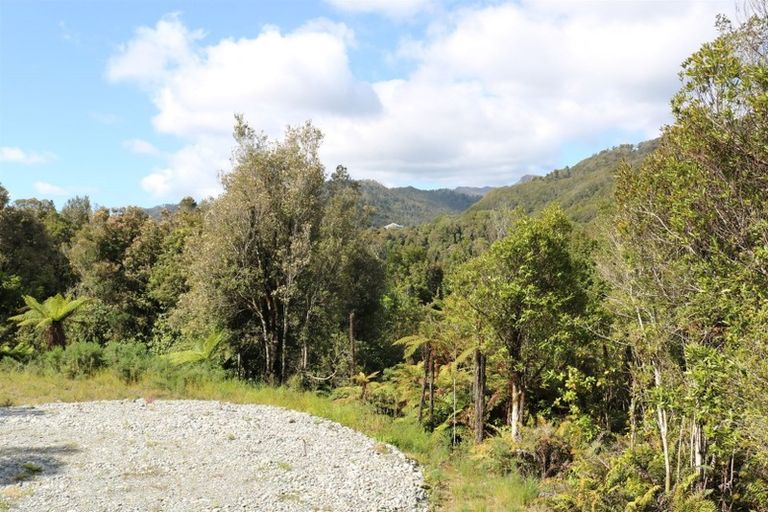 Photo of property in 28 Ross Street, Dunollie, Runanga, 7803