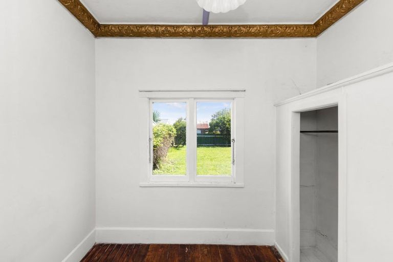 Photo of property in 42 Vigor Brown Street, Napier South, Napier, 4110