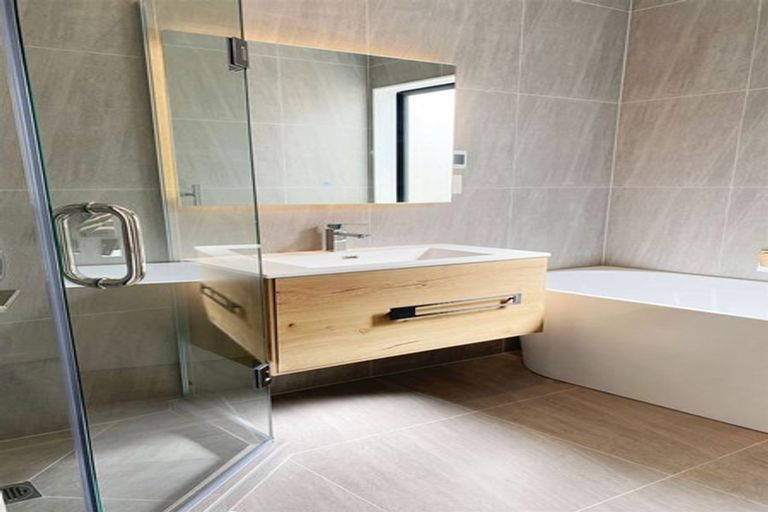 Photo of property in 3 Puwha Street, Massey, Auckland, 0614