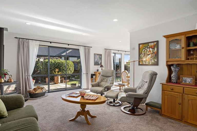 Photo of property in 50 Starveall Street, Brightwater, 7022