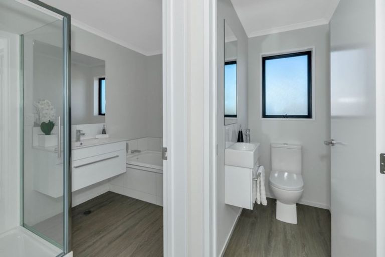 Photo of property in 3 Eric Melrose Lane, Halswell, Christchurch, 8025