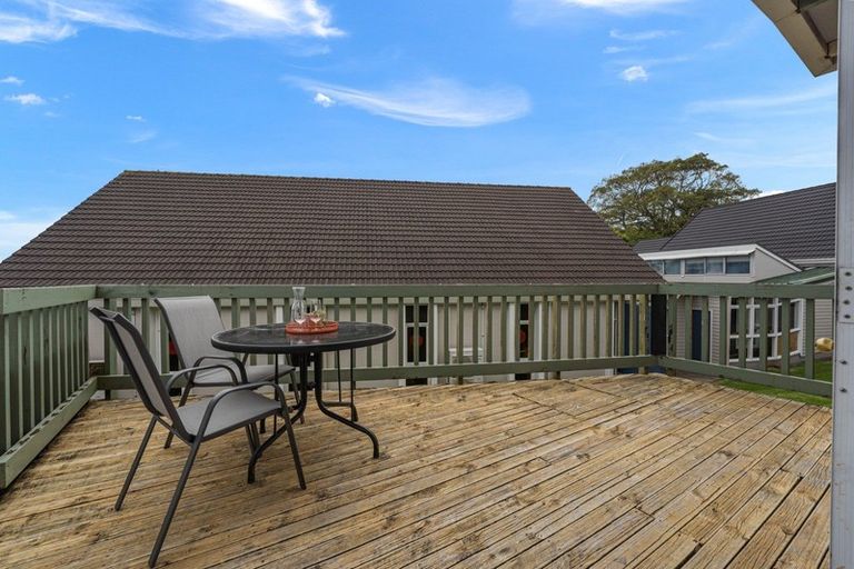 Photo of property in 5 Paynters Avenue, Strandon, New Plymouth, 4312