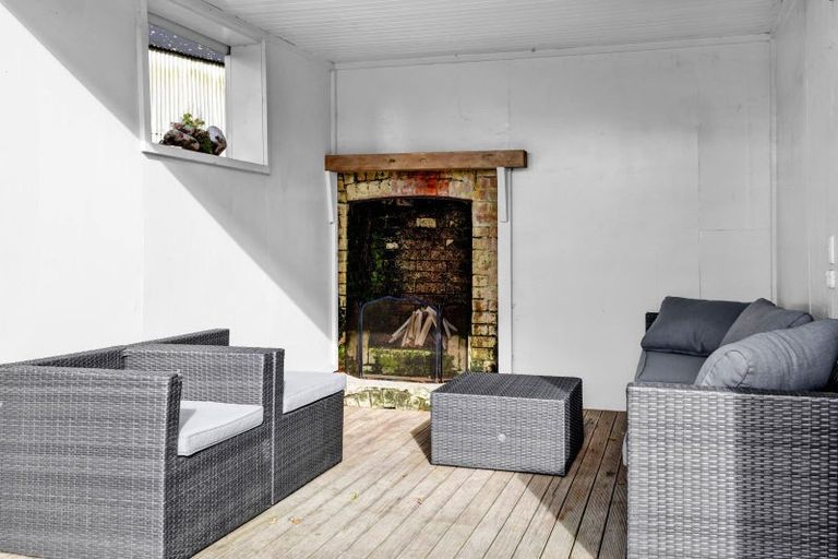 Photo of property in 295 Skinner Road, Bird Road, Stratford, 4393