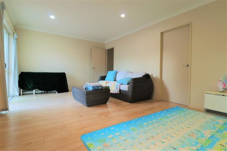 Photo of property in 47 Turnberry Drive, Wattle Downs, Auckland, 2103