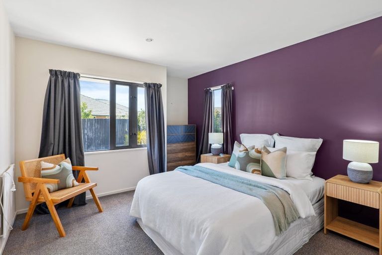 Photo of property in 1/66 Broadhaven Avenue, Parklands, Christchurch, 8083