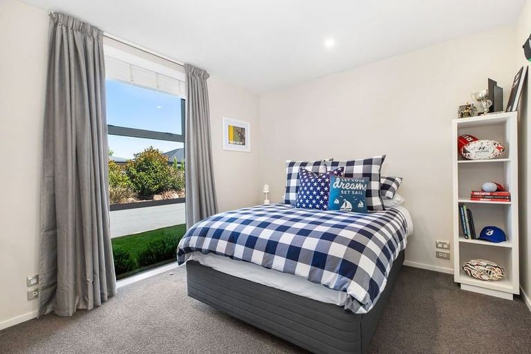 Photo of property in 2 Cable Lane, Halswell, Christchurch, 8025