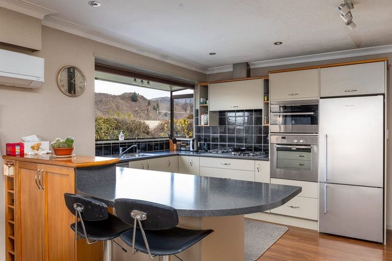 Photo of property in 10 O'neill Crescent, Bridge Hill, Alexandra, 9320