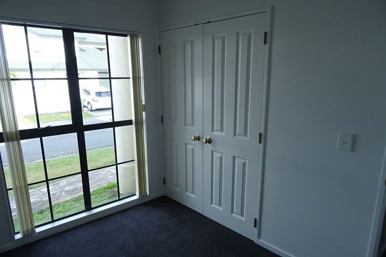 Photo of property in 1 Norwood Place, Johnsonville, Wellington, 6037