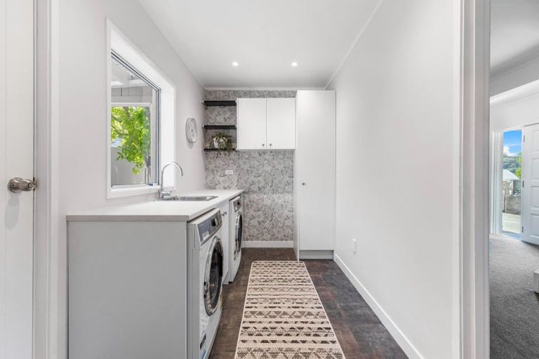 Photo of property in 65 Okura River Road, Okura, Albany, 0792