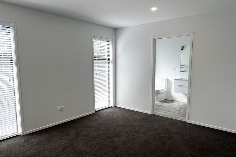 Photo of property in 2/8 Cherry Place, Casebrook, Christchurch, 8051