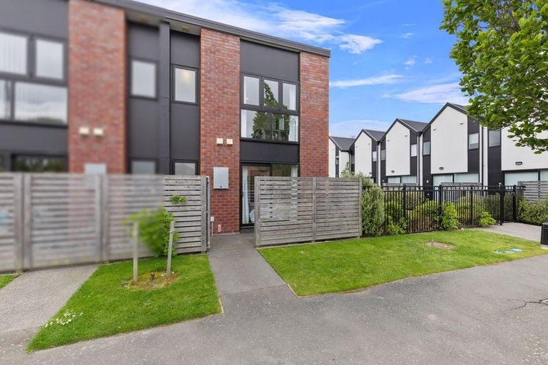 Photo of property in 16/17 Warwick Street, Richmond, Christchurch, 8013