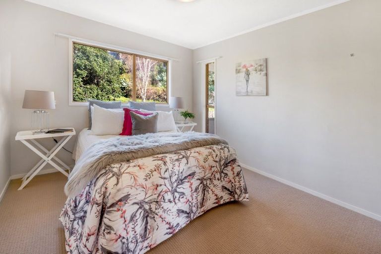 Photo of property in 23 Callender Place, Shelly Park, Auckland, 2014