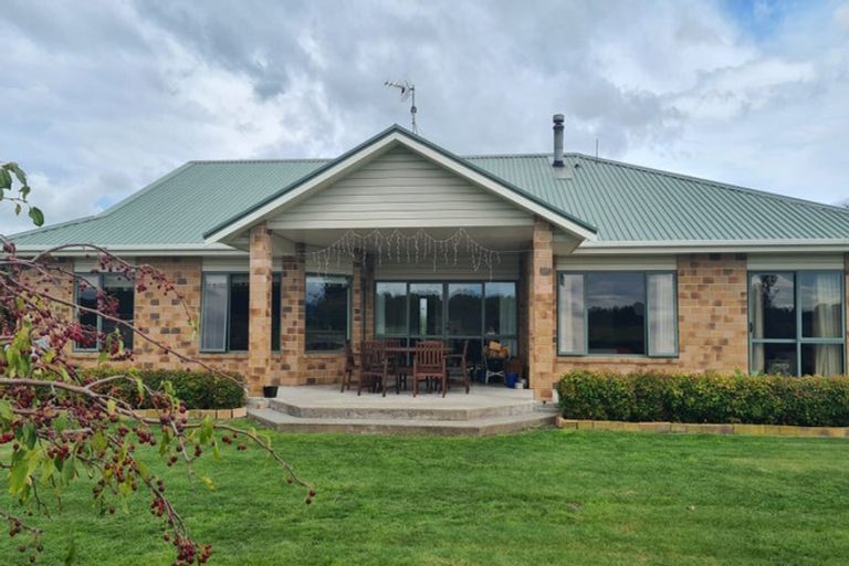 Photo of property in 541 Bidwills Cutting Road, Morison Bush, Greytown, 5794