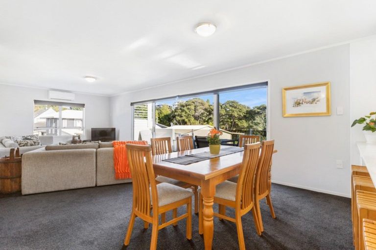 Photo of property in 138 Moana Anu Anu Avenue, Whangamata, 3620
