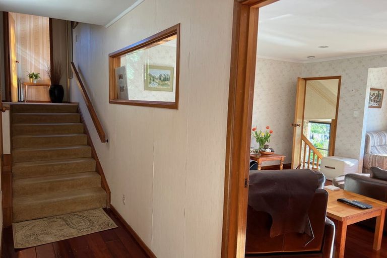 Photo of property in 4 Rae Road, Campbells Bay, Auckland, 0620