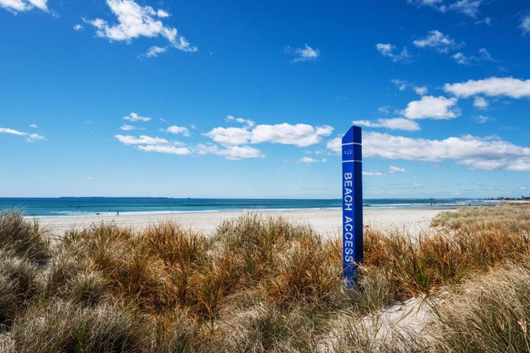 Photo of property in Vivaldi Apartments, 2/48 Marine Parade, Mount Maunganui, 3116