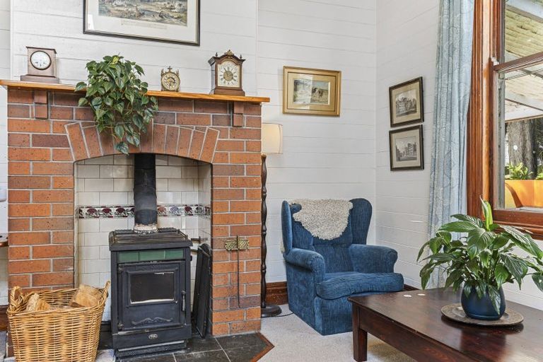 Photo of property in 40 Princess Street, Waitara, 4320