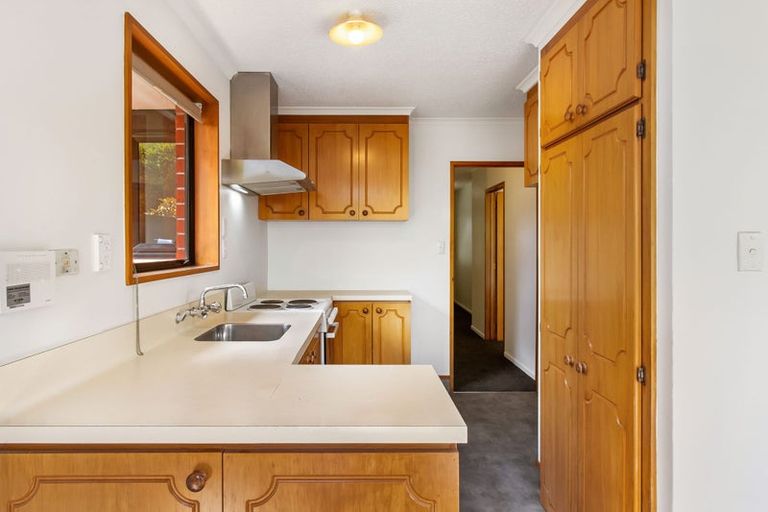 Photo of property in 2/48 Division Street, Riccarton, Christchurch, 8041