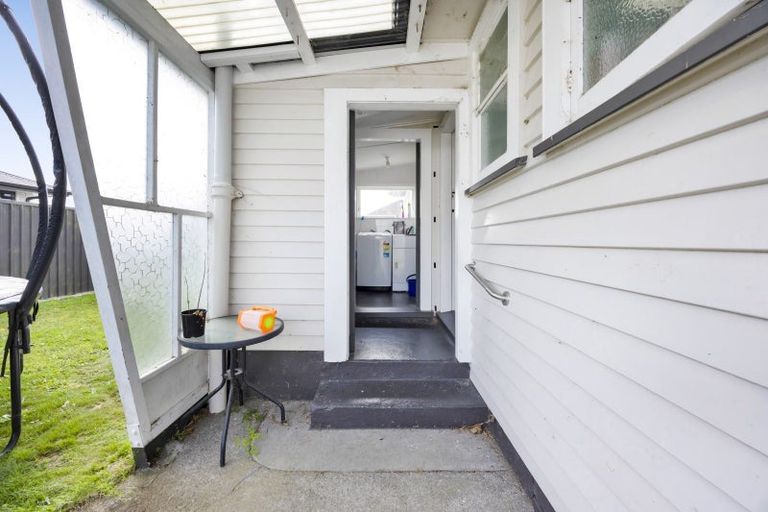 Photo of property in 28 Celia Street, Stratford, 4332