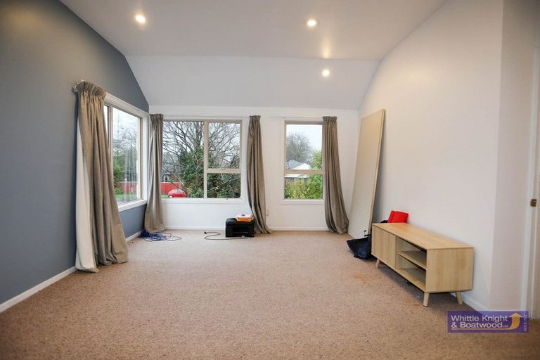 Photo of property in 55 Memorial Avenue, Ilam, Christchurch, 8053
