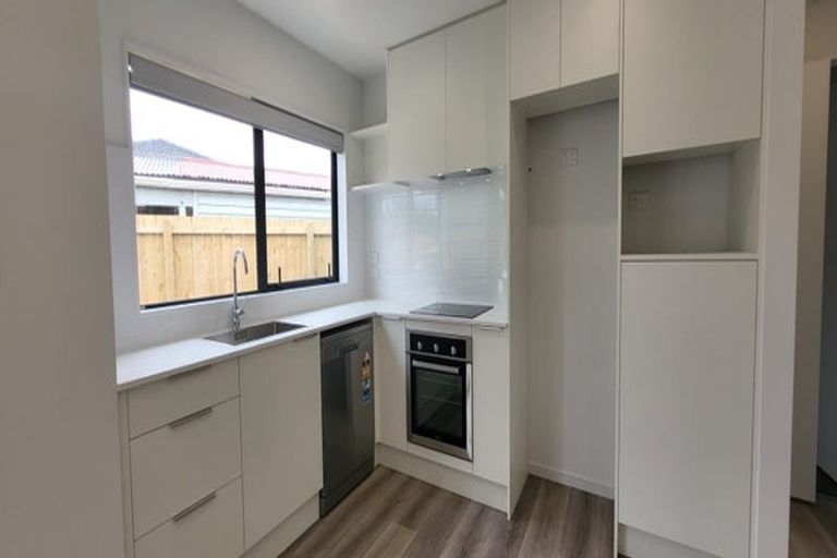 Photo of property in 28b Cargill Street, Papakura, 2110