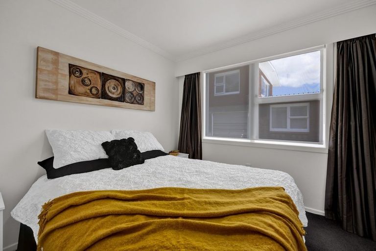 Photo of property in 70 Pendarves Street, New Plymouth, 4310