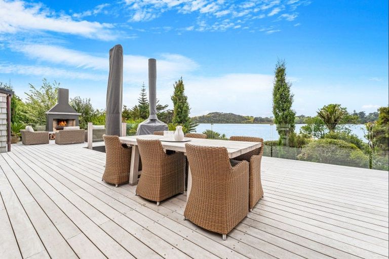 Photo of property in 9 Young Street, Mahurangi East, Warkworth, 0982