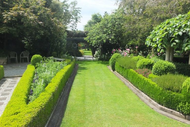 Photo of property in 55 Airedale Road, Weston, Oamaru, 9401