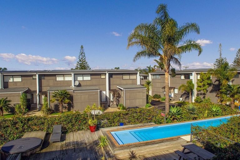 Photo of property in 27/1 Centennial Drive, Whitianga, 3510