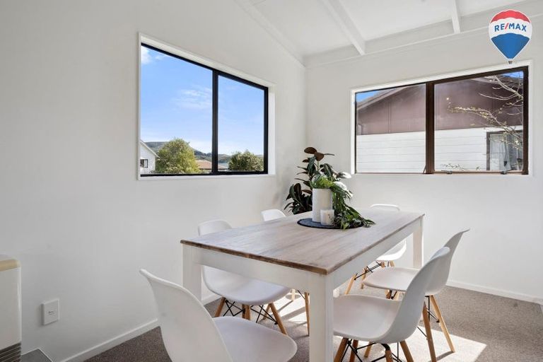 Photo of property in 183 Holborn Drive, Stokes Valley, Lower Hutt, 5019