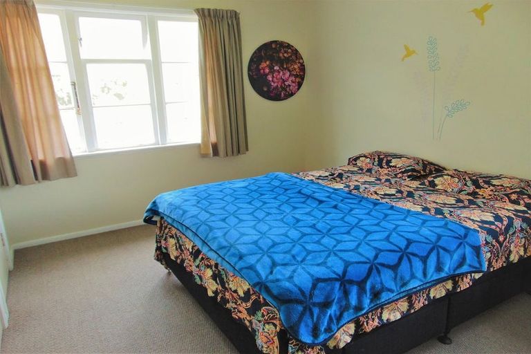 Photo of property in 30 Peck Street, Taita, Lower Hutt, 5011