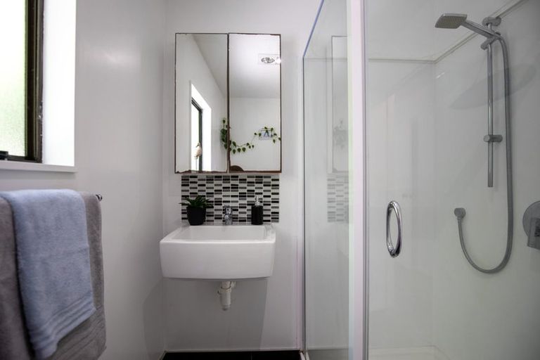 Photo of property in 38 Main Road, Raglan, 3225